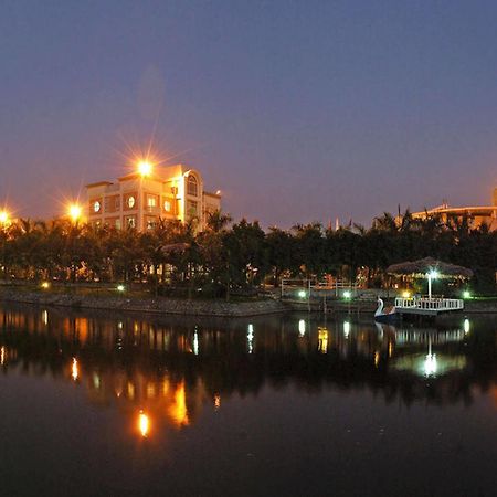 Camela Hotel & Resort Хайфонг Екстериор снимка